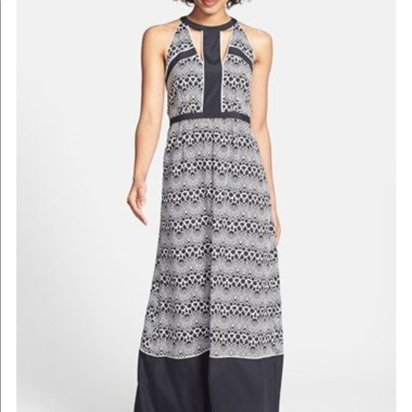 Ivy + Blu cut out Maxi - Picture 3 of 3